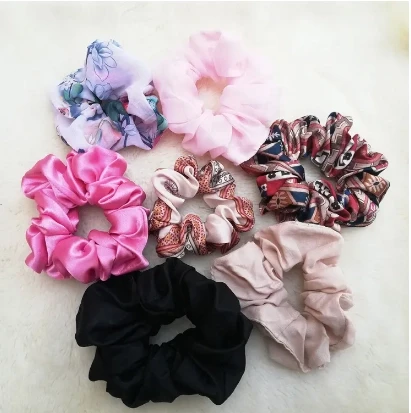 3Pcs Scrunchies Stretchable ACCESSORIES Hair Painfree - Soft ponytailsfor Girls and Women