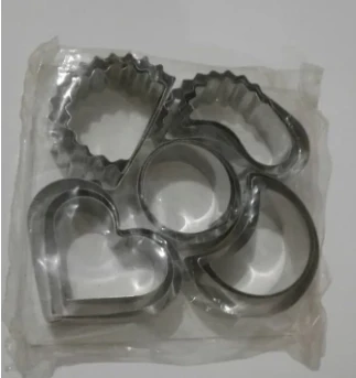 Cookie Cutter with 4 Shapes - Crinkled Cut